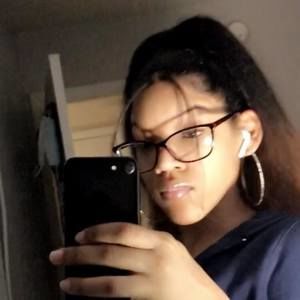 Meet your Posher, Riahh